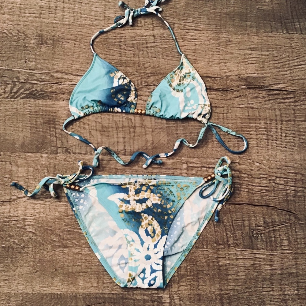 String Bikini - image 1